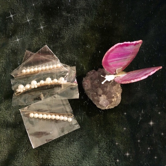 Accessories - 3 pearl barrette hair pins